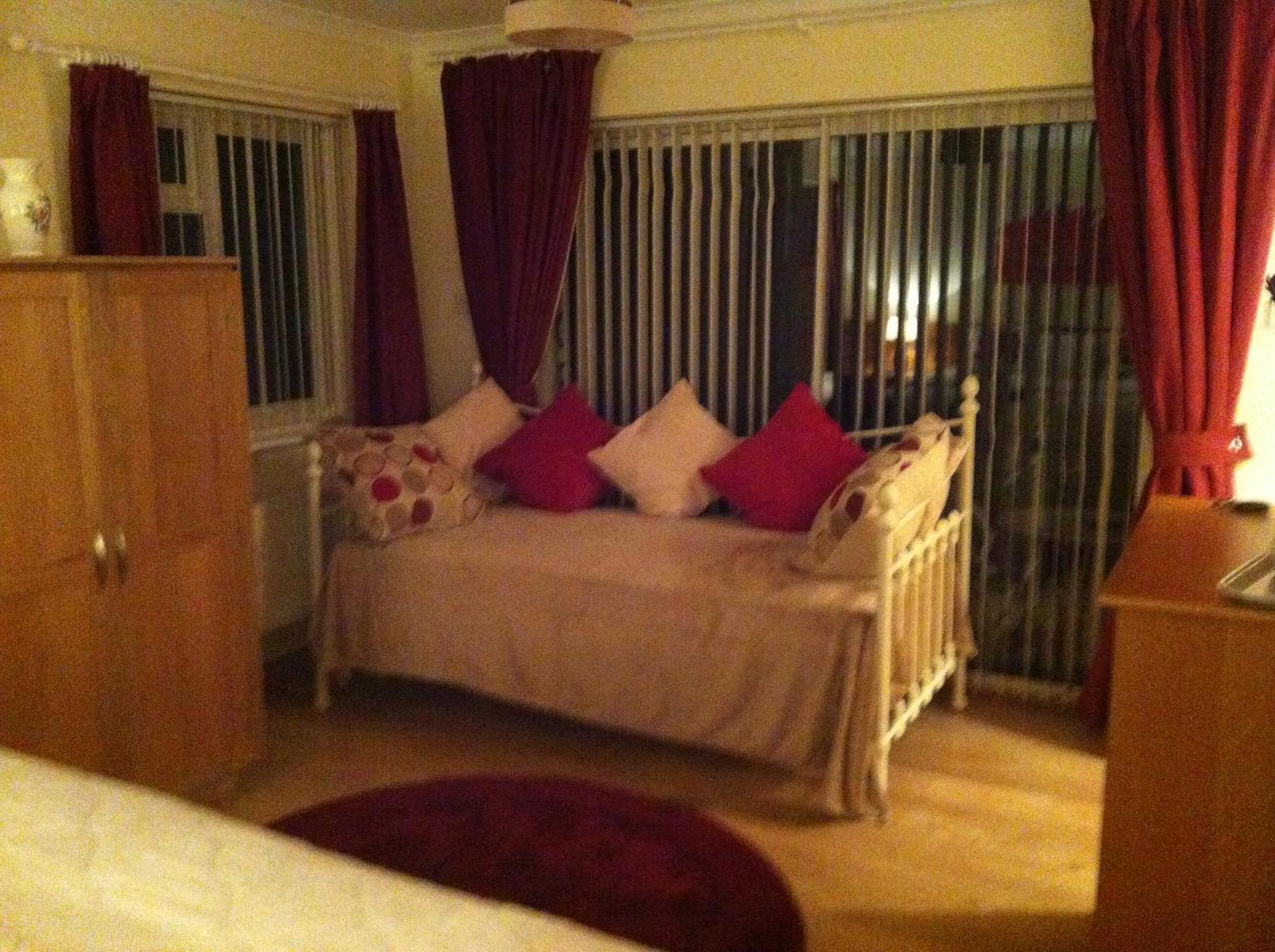 The Westwoods Bed & Breakfast Dış mekan fotoğraf